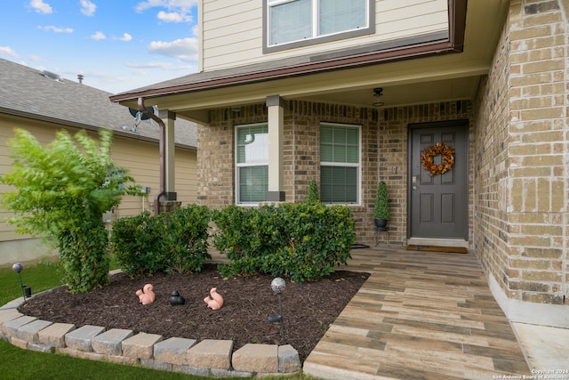 doorway to property featuring covered porch