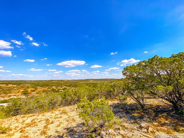 Listing photo 3 for 108 Heights Trl, Kerrville TX 78028