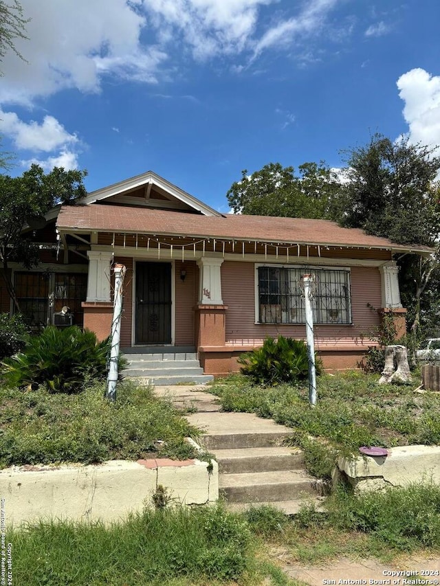 view of front of property with covered porch