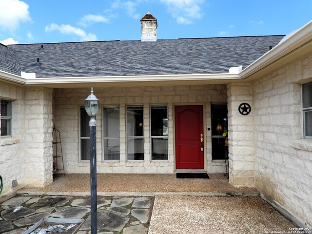 view of property entrance