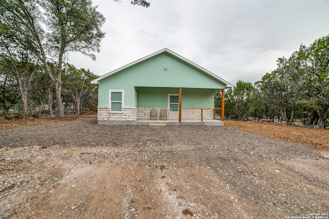 view of front of home featuring a porch