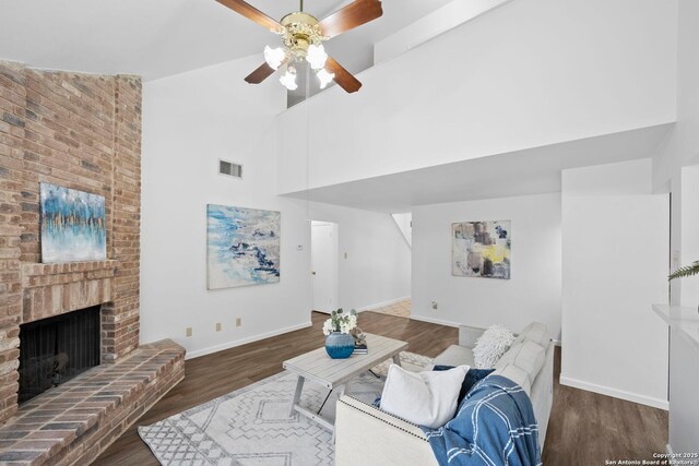 bar featuring a wealth of natural light, decorative backsplash, a notable chandelier, and sink