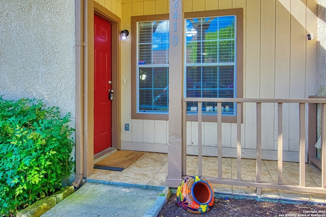 view of property entrance