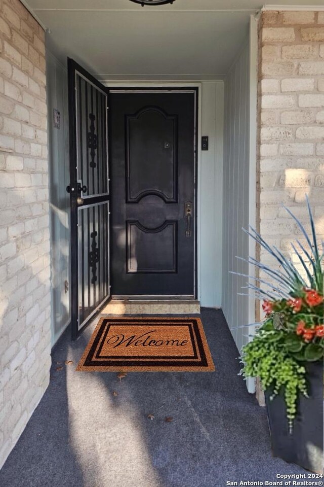 view of entrance to property