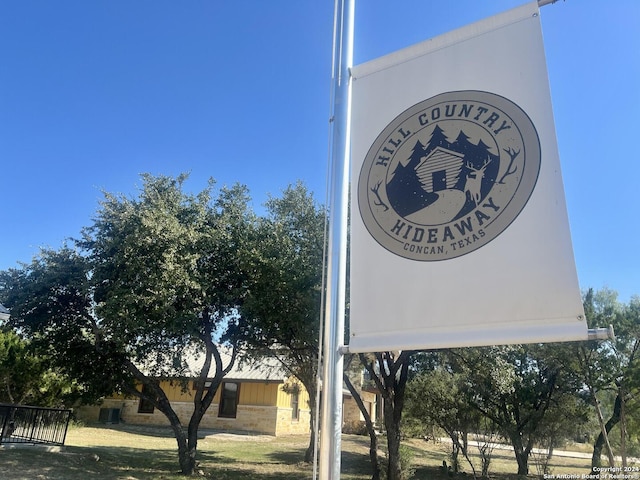 236 Tequila Sunrise, Concan, TX 78838 - detailed view