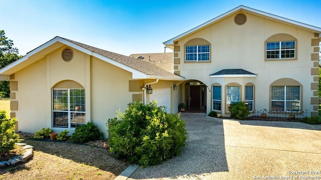 view of front facade with a garage