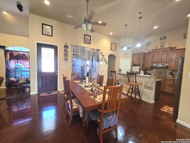 dining area with ceiling fan