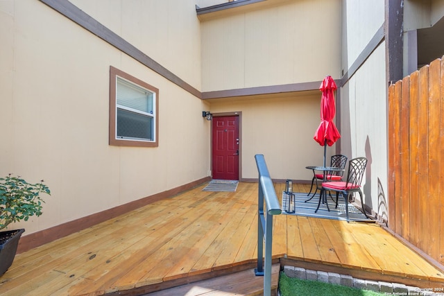 12019 Ashrock Ct, San Antonio, TX 78230 - view of wooden terrace