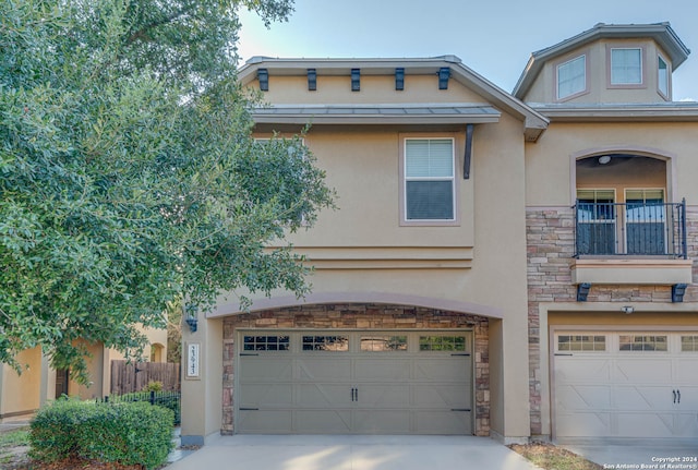 view of front of house with a garage