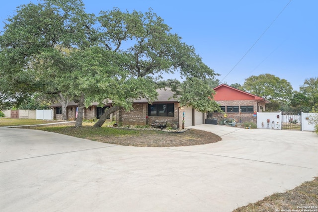 view of front facade with a garage