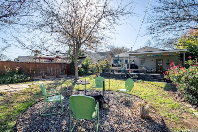 view of yard with a patio