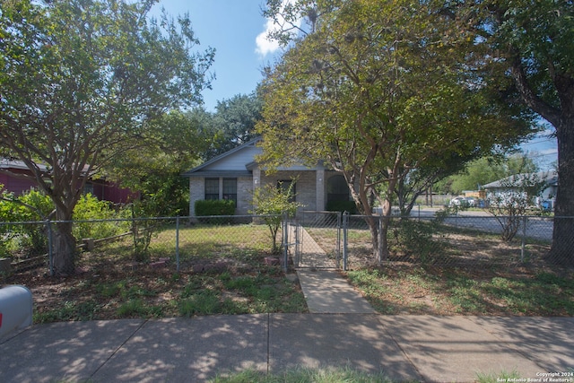 view of front of property