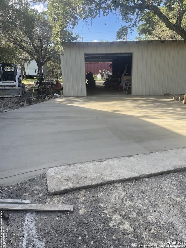 exterior space with an outbuilding