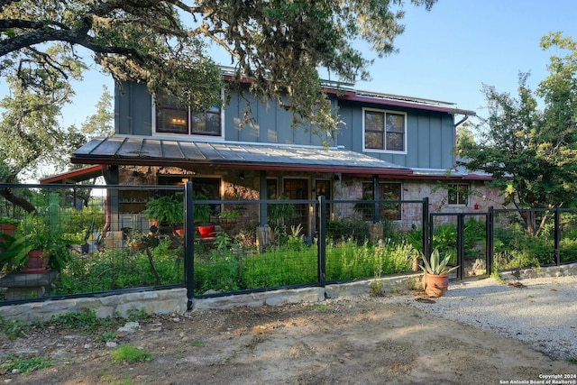 view of front of home