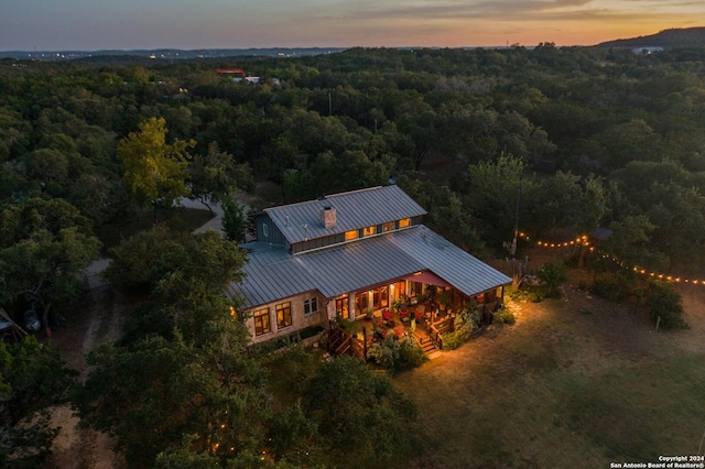 view of aerial view at dusk