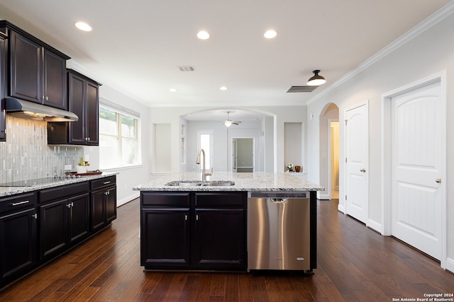 kitchen featuring stainless steel dishwasher, a center island with sink, dark wood-type flooring, and sink