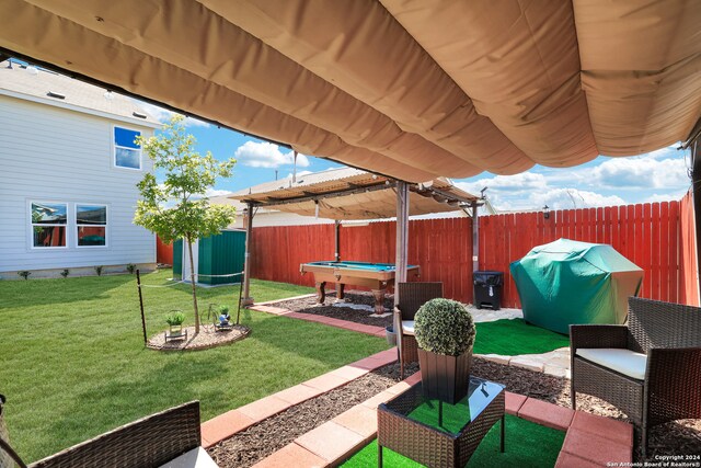 view of yard with a patio