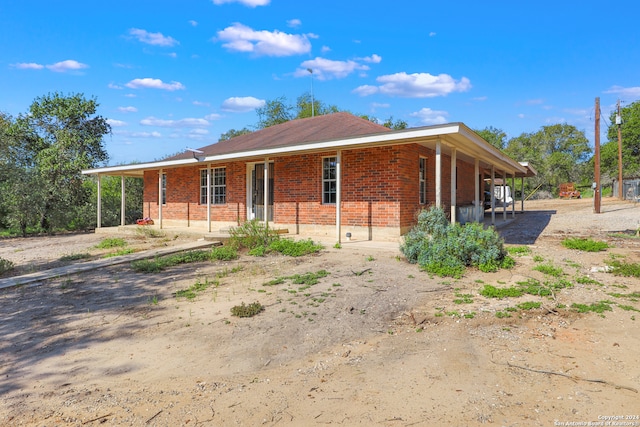 view of front of property