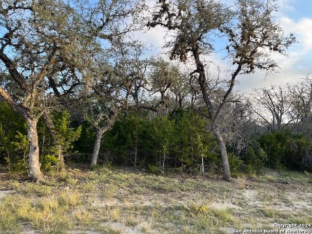 000 Leinweber Dr, Leakey TX, 78873 land for sale