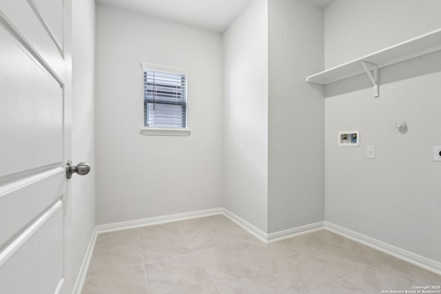 washroom with electric dryer hookup, light tile patterned floors, hookup for a gas dryer, and washer hookup