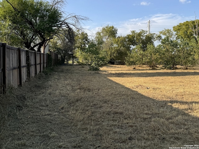 1635 E Chavaneaux Rd, San Antonio TX, 78214 land for sale