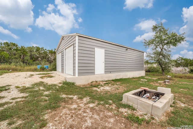 Listing photo 3 for 175 County Road 2758, Mico TX 78056