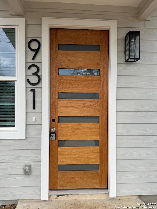 view of doorway to property