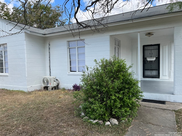 entrance to property with ac unit