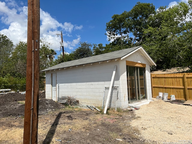 view of outbuilding