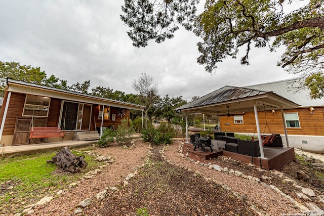 view of yard featuring an outdoor living space and a patio area