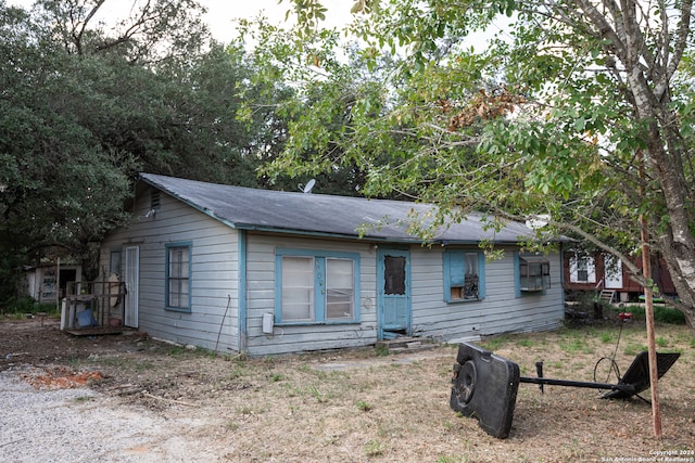 view of property exterior