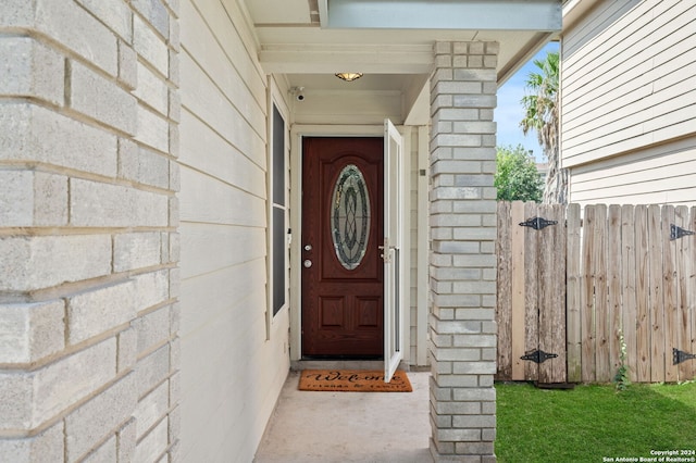 view of entrance to property