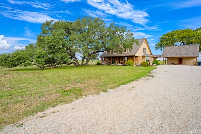 view of front of property with a front yard