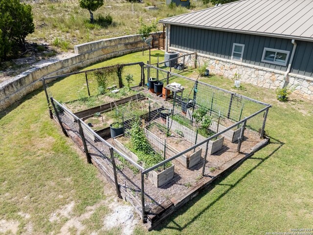 view of yard featuring central AC