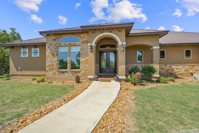 view of front of house with a front yard