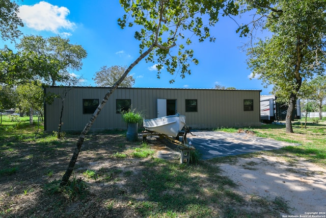 Listing photo 2 for 270 Camelot Ln, San Antonio TX 78264