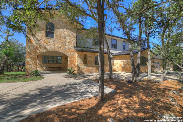 view of mediterranean / spanish-style home