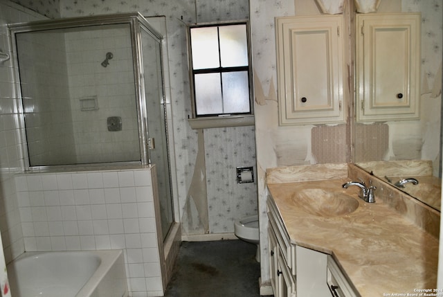 full bathroom featuring vanity, toilet, and independent shower and bath