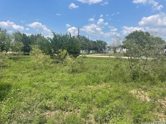 Listing photo 2 for TBD Sombra Dr, Bandera TX 78003