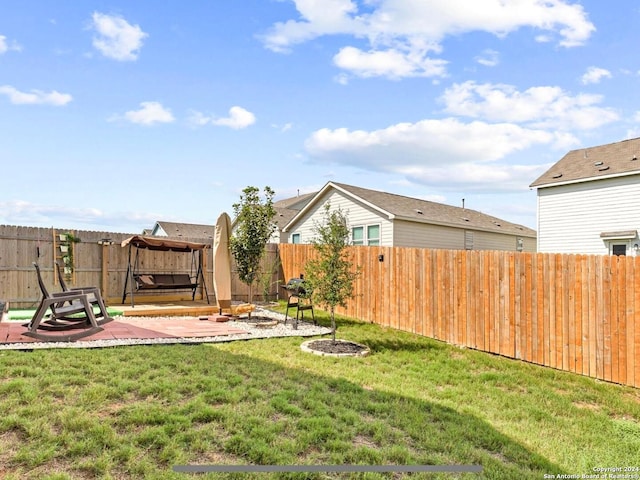 view of yard with a patio