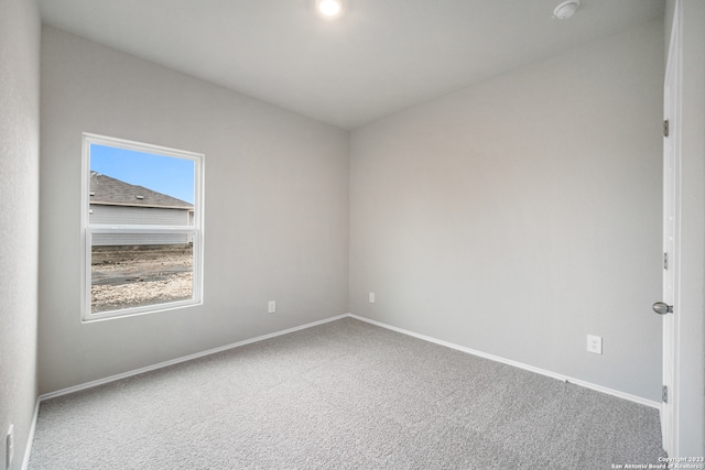 view of carpeted spare room