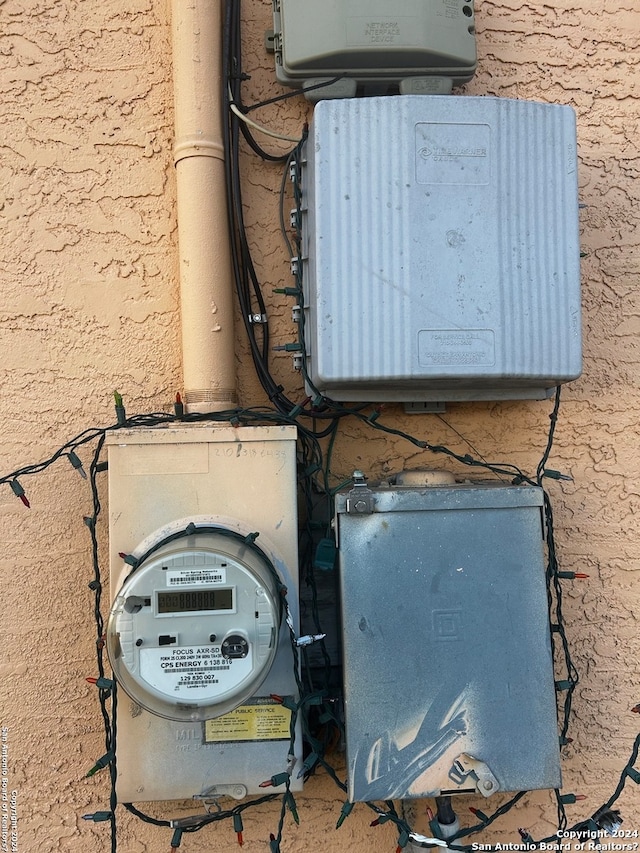 view of utility room