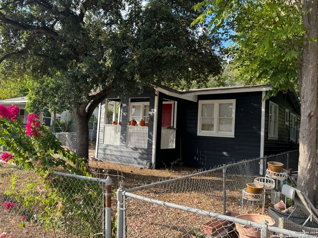 view of front of home