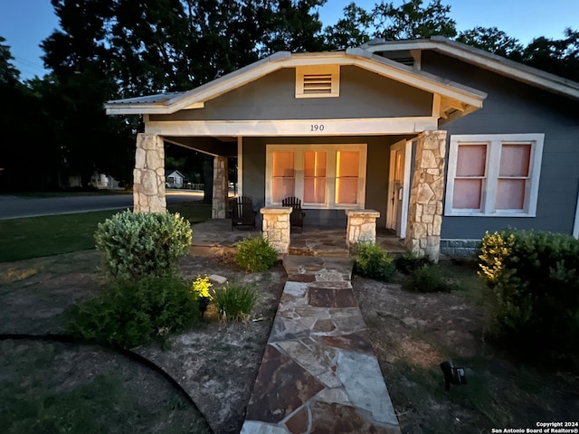 craftsman-style home with a porch