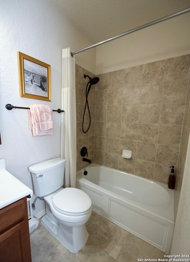 full bathroom with shower / bath combination with curtain, vanity, and toilet