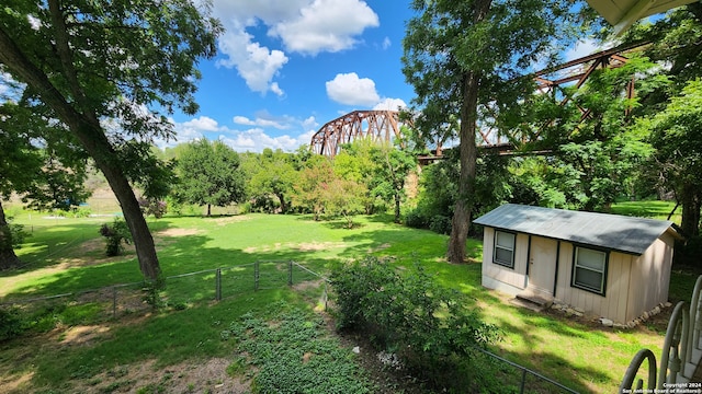 view of yard with a shed