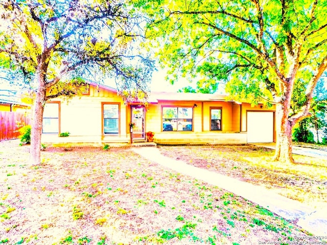 view of front facade with a garage