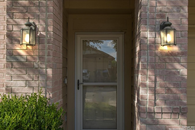 9171 Everton, San Antonio, TX 78245 - property entrance with brick siding