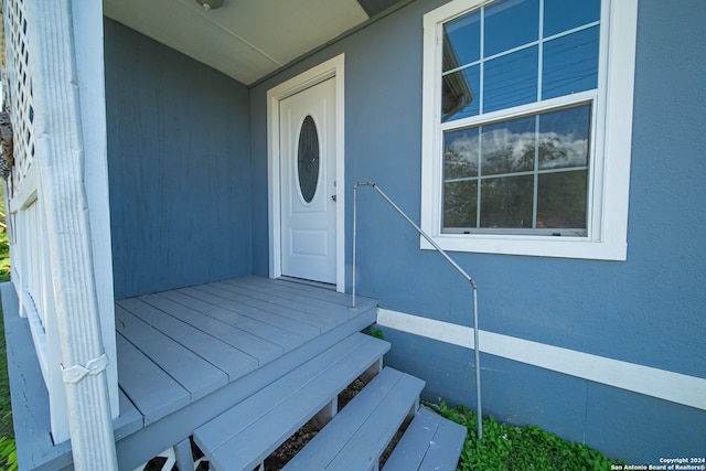 view of property entrance