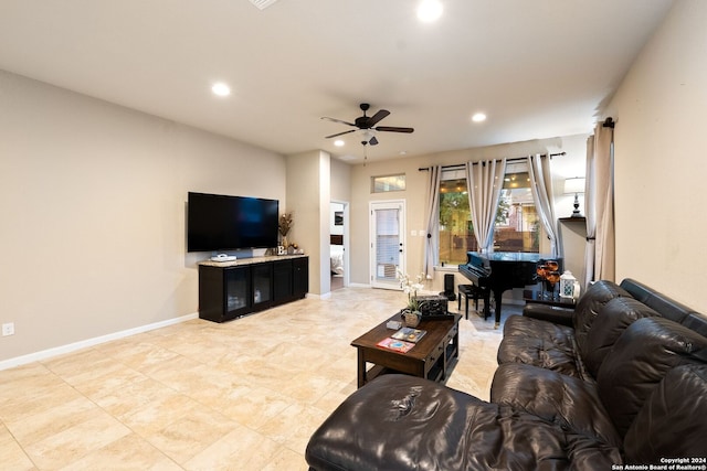 living room featuring ceiling fan